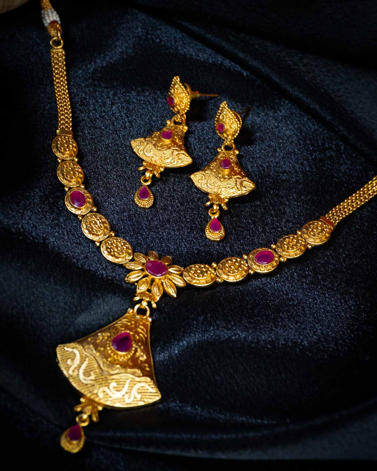 Royal Gold Aura
