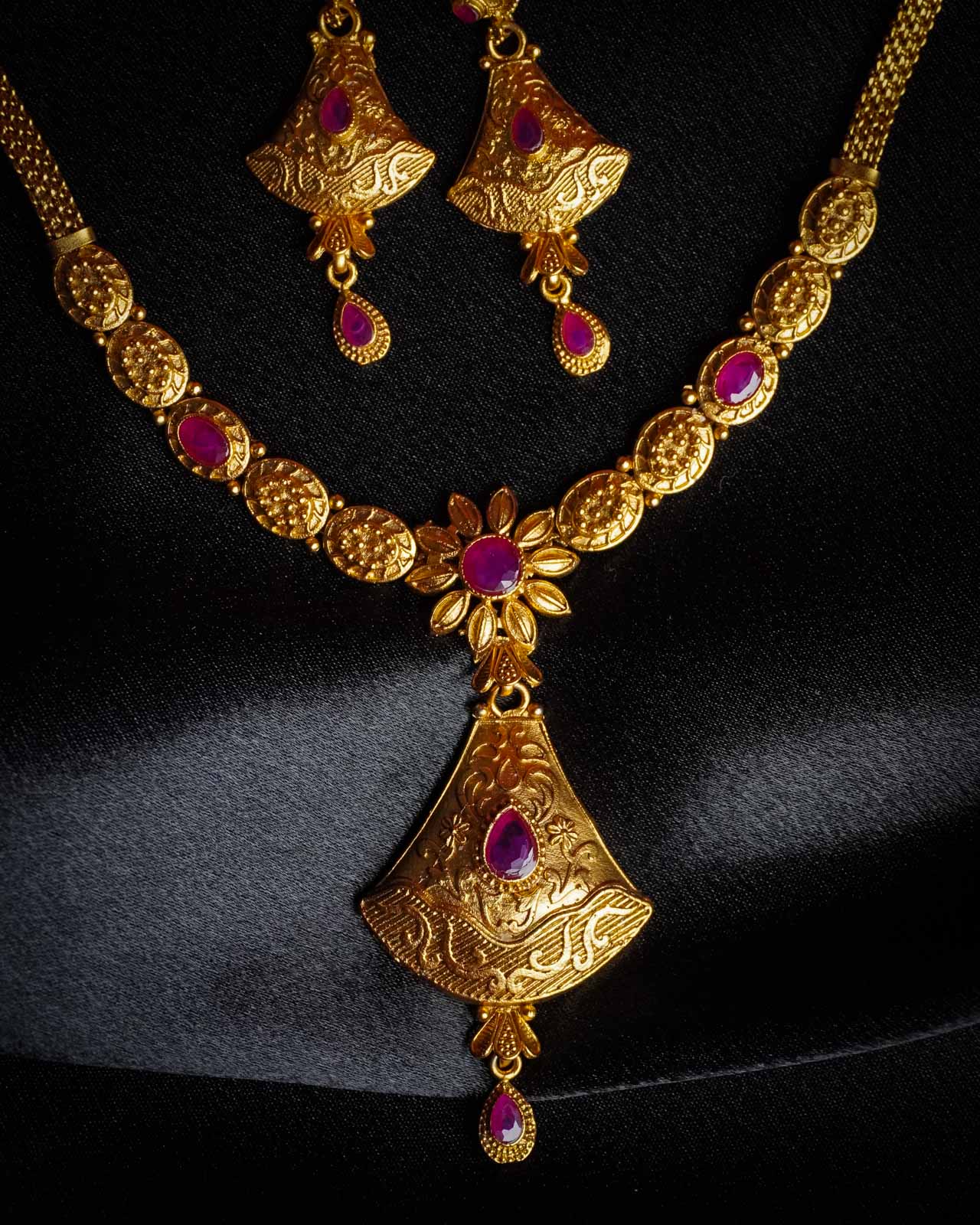 Royal Gold Aura