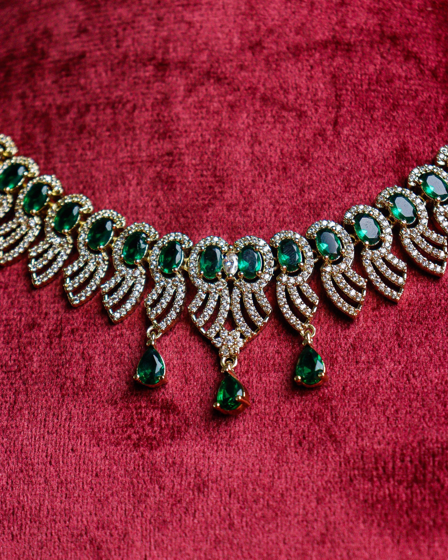 Emrald Royal Elegance